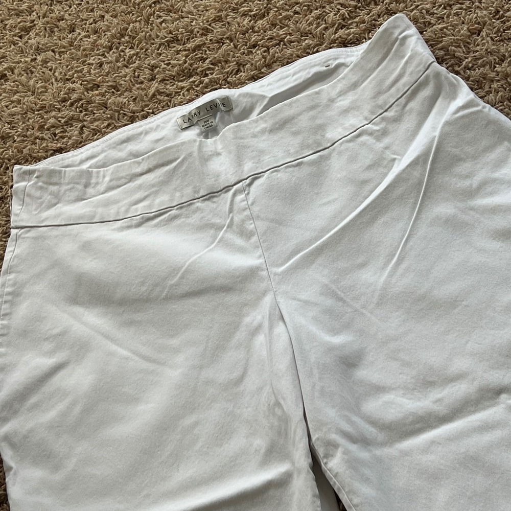 Larry Levine White Capris Cropped Pants Women's‎ Size 20W